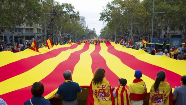 Manifestación a favor de la unidad de España y Cataluña en Barcelona Manifestación a favor de la unidad de España y Cataluña en Barcelona