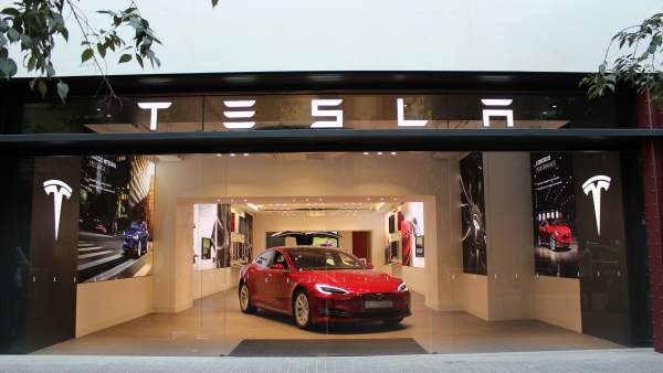 Tienda de Tesla en Barcelona Tienda de Tesla en Barcelona