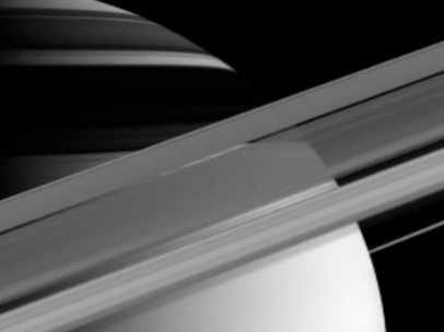 Siete lunas de Saturno contienen su anillo A