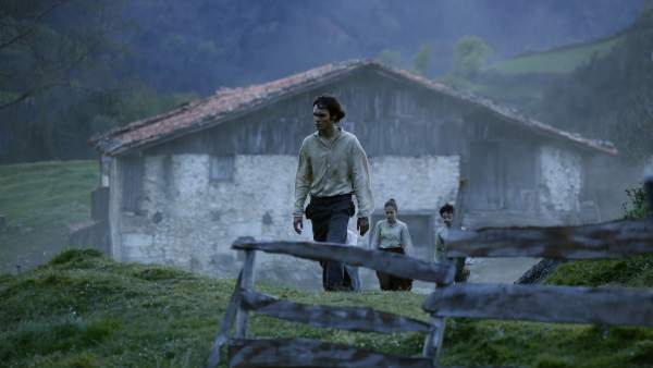 Fotograma de Handia. Fotograma de Handia.