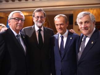 La UE arropa a Rajoy en Asturias