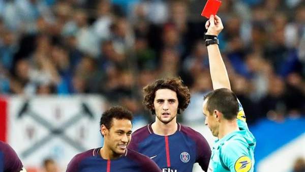 Expulsión de Neymar Expulsión de Neymar