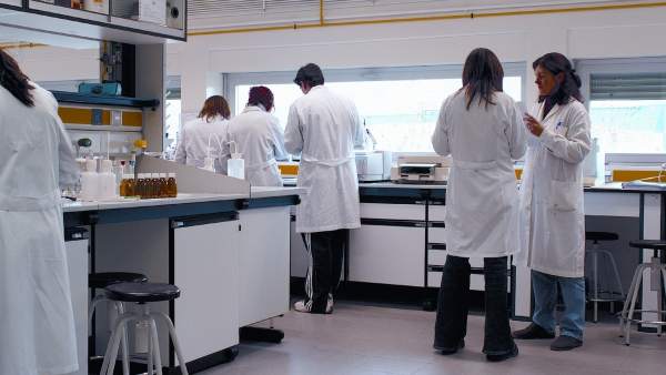 Investigadores, científicos Investigadores, científicos