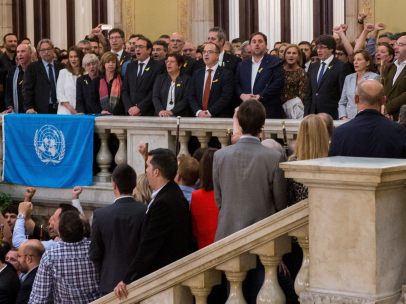 El Parlament declara la DUI a ritmo de 'Els Segadors'