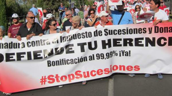 Manifestación STOP sucesiones Manifestación STOP sucesiones