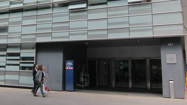 Comisaría de Les Corts de los Mossos. Comisaría de Les Corts de los Mossos.
