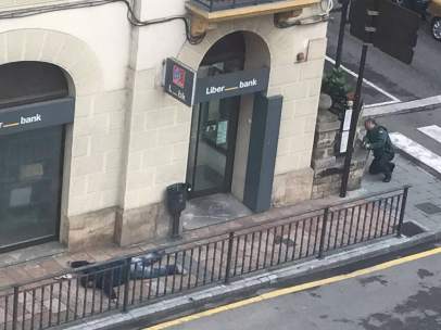 Atraco a una sucursal en Cangas de Onís