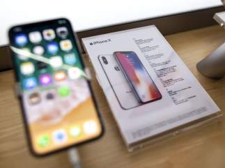 iPhone X
