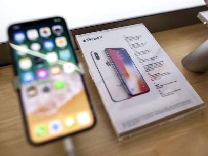 iPhone X