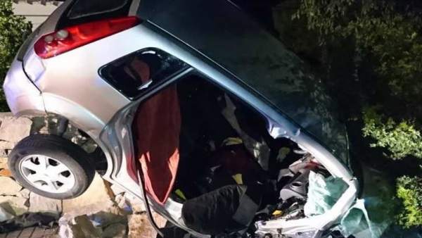 Dos morts i quatre ferits, entre ells una xiqueta de 3 anys, en un accident a Gandia (València) Dos morts i quatre ferits, entre ells una xiqueta de 3 anys, en un accident a Gandia (València)