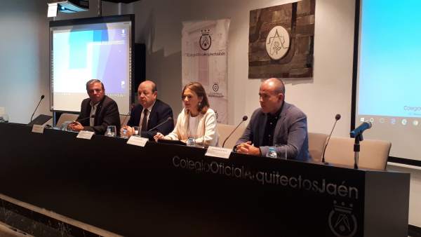 Inauguración de la jornada 'Arquitectos al servicio de la Administración'. Inauguración de la jornada 'Arquitectos al servicio de la Administración'.