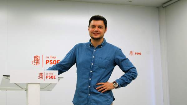 Raúl Díaz dejará de ser secretario general JJSS Raúl Díaz dejará de ser secretario general JJSS