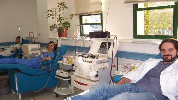 Profesionales Sanitarios Donando Sangre Profesionales Sanitarios Donando Sangre