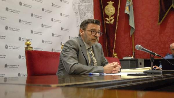 El portavoz del equipo de gobierno municipal, Baldomero Oliver El portavoz del equipo de gobierno municipal, Baldomero Oliver