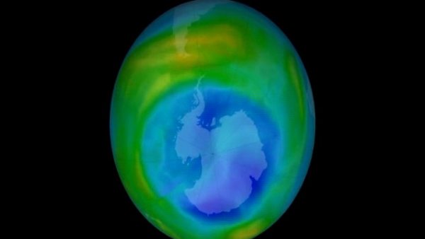 Resultado de imagen para La capa de ozono mejora en los polos pero retrocede en latitudes más pobladas