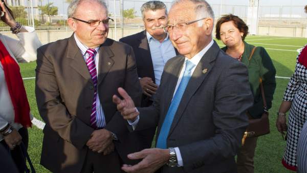 Diputación y Ayuntamiento de Vícar crearán un campo de fútbol en La Envía. Diputación y Ayuntamiento de Vícar crearán un campo de fútbol en La Envía.