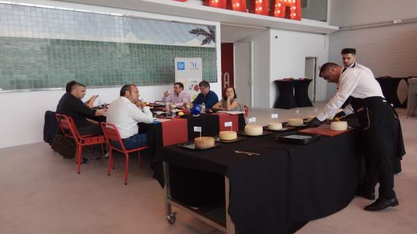 Quesos sabor a málaga queserías premio jurado gourmet cabra promoción agro Quesos sabor a málaga queserías premio jurado gourmet cabra promoción agro