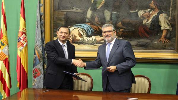La UZ y la universidad china de Hubei firman un convenio de colaboración La UZ y la universidad china de Hubei firman un convenio de colaboración