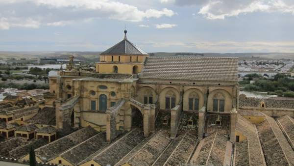 La Mezquita-Catedral, inmatriculada en 2006, vista desde su torre La Mezquita-Catedral, inmatriculada en 2006, vista desde su torre