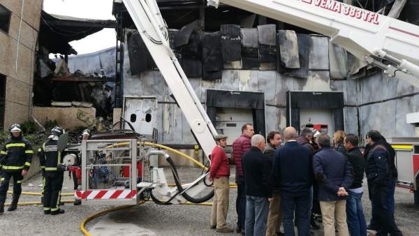 Ávila.- Visita de autoridades a la planta calcinada Ávila.- Visita de autoridades a la planta calcinada