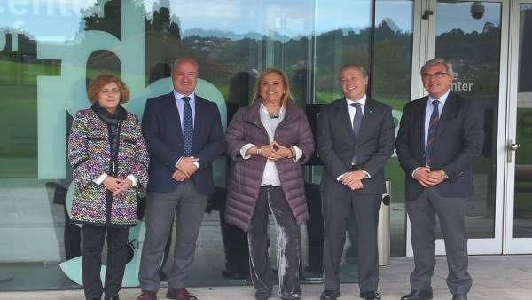 Mercedes Fernández visita Thyssenkrupp en Gijón Mercedes Fernández visita Thyssenkrupp en Gijón