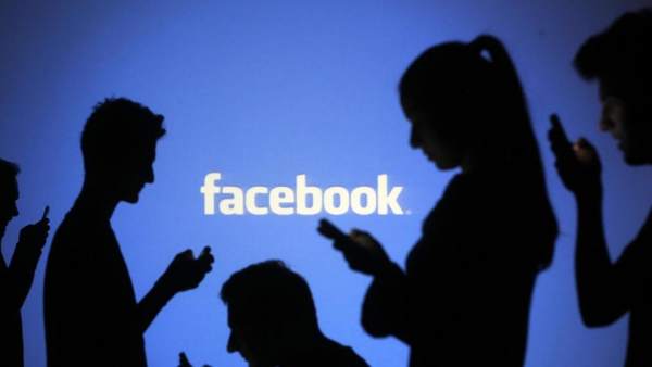 Facebook Facebook