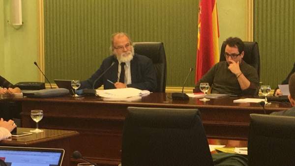 Andreu Manresa en comisión parlamentaria Andreu Manresa en comisión parlamentaria