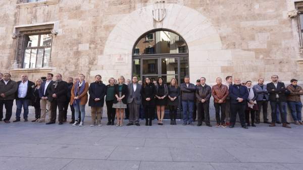 El Pacte contra la violència masclista es reunirà per a analitzar l'assassinat de Jessica El Pacte contra la violència masclista es reunirà per a analitzar l'assassinat de Jessica
