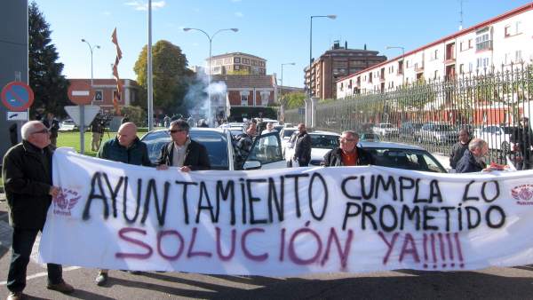 Manifestación de taxistas autónomos en Valladolid Manifestación de taxistas autónomos en Valladolid
