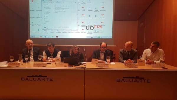 El vicepresidente Ayerdi en 'La Noche de las telecomunicaciones' El vicepresidente Ayerdi en 'La Noche de las telecomunicaciones'