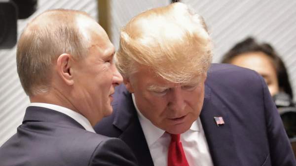 Vladimir Putin y Donald Trump. Vladimir Putin y Donald Trump.