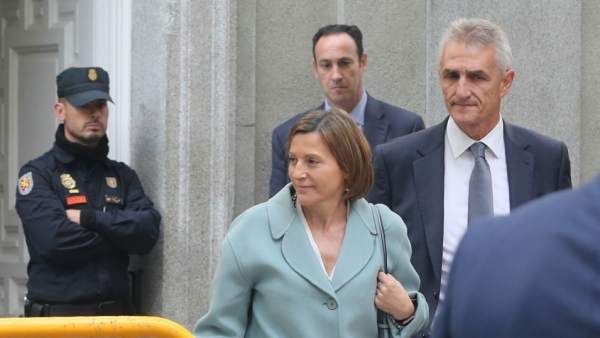 Forcadell sale del Tribunal Supremo. Forcadell sale del Tribunal Supremo.