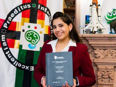 Dafne Almazán