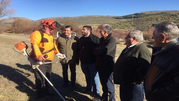 Ávila: El Presidente De La Diputación (3I) Conoce Los Trabajos Forestales Ávila: El Presidente De La Diputación (3I) Conoce Los Trabajos Forestales