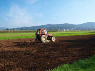 Tractor