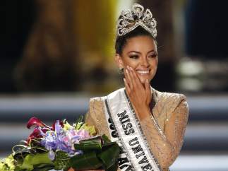 Demi-Leigh Nel-Peters, Miss Universo