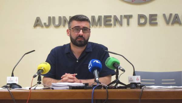 Un jutge investiga Pere Fuset per presumpte fraccionament de contractes Un jutge investiga Pere Fuset per presumpte fraccionament de contractes