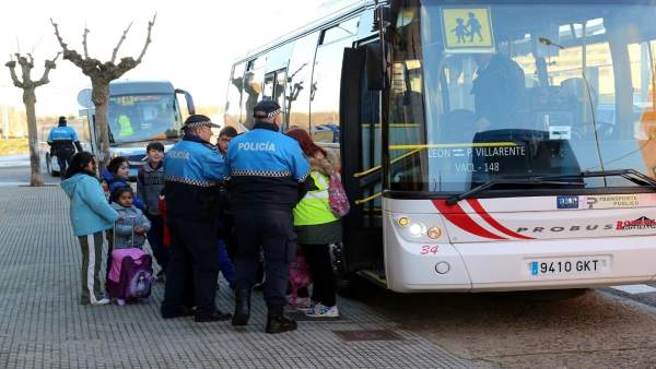 Prensa Aytoleón. Campaña Control Transporte Escolar Prensa Aytoleón. Campaña Control Transporte Escolar