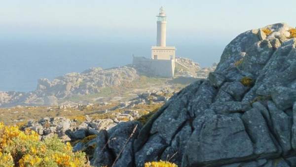 Faro de O Roncudo, en Galicia Faro de O Roncudo, en Galicia