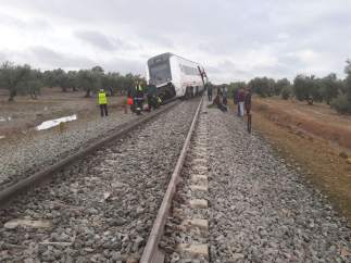 Tren descarrilado