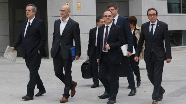 Rull, Forn, Romeva, Turull y Borras llegan a la Audiencia Nacional para declarar. Rull, Forn, Romeva, Turull y Borras llegan a la Audiencia Nacional para declarar.