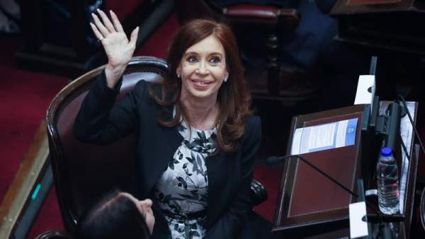 Cristina Fernández de Kirchner Cristina Fernández de Kirchner