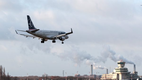 Los vuelos polacos aterrizan en Berlín Los vuelos polacos aterrizan en Berlín