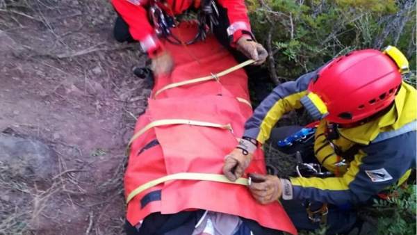 Herido rescatado por Bomberos Herido rescatado por Bomberos