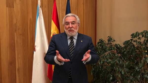 El presidente del Parlamento, Miguel Santalices, con Europa Press El presidente del Parlamento, Miguel Santalices, con Europa Press