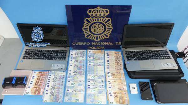 Detenido un individuo por estafas tras una denucia en Marín (Pontevedra) Detenido un individuo por estafas tras una denucia en Marín (Pontevedra)