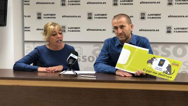 Almassora protegerá 200 farolas de orines de perros Almassora protegerá 200 farolas de orines de perros