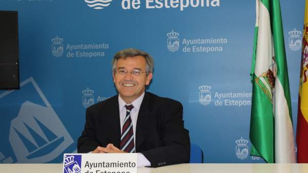 El alcalde de Estepona, José María García Urbano El alcalde de Estepona, José María García Urbano