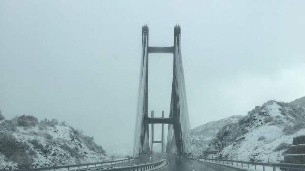 Autopista del Huerna, nieve, temporal, invierno Autopista del Huerna, nieve, temporal, invierno