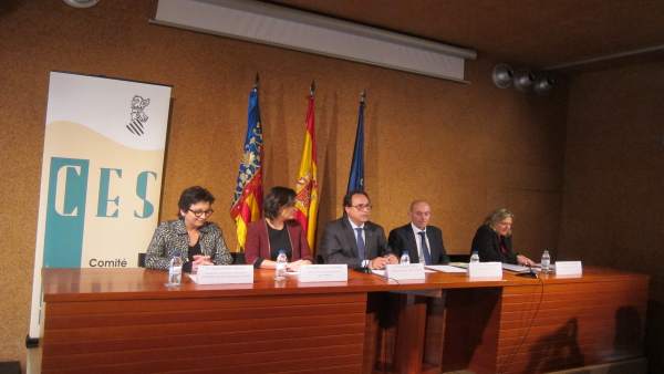 TOMA DE POSESIÓN DEL NUEVO PRESIDENTE DEL CES TOMA DE POSESIÓN DEL NUEVO PRESIDENTE DEL CES